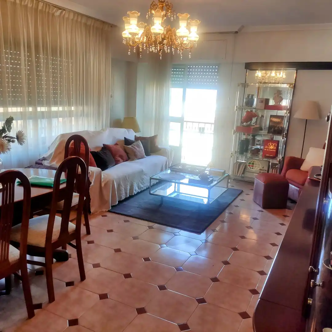 Sala d'estar de Pis en venda en Losar de la Vera amb Terrassa i Traster