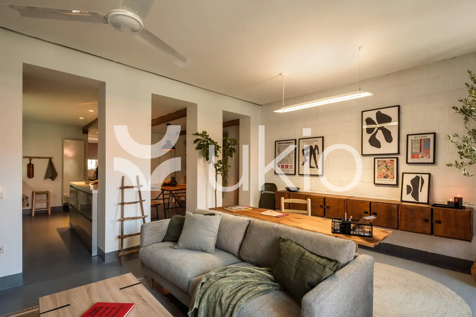 Living room of Apartments for rent in Madrid  with Air Conditioner, Heating and Furnished