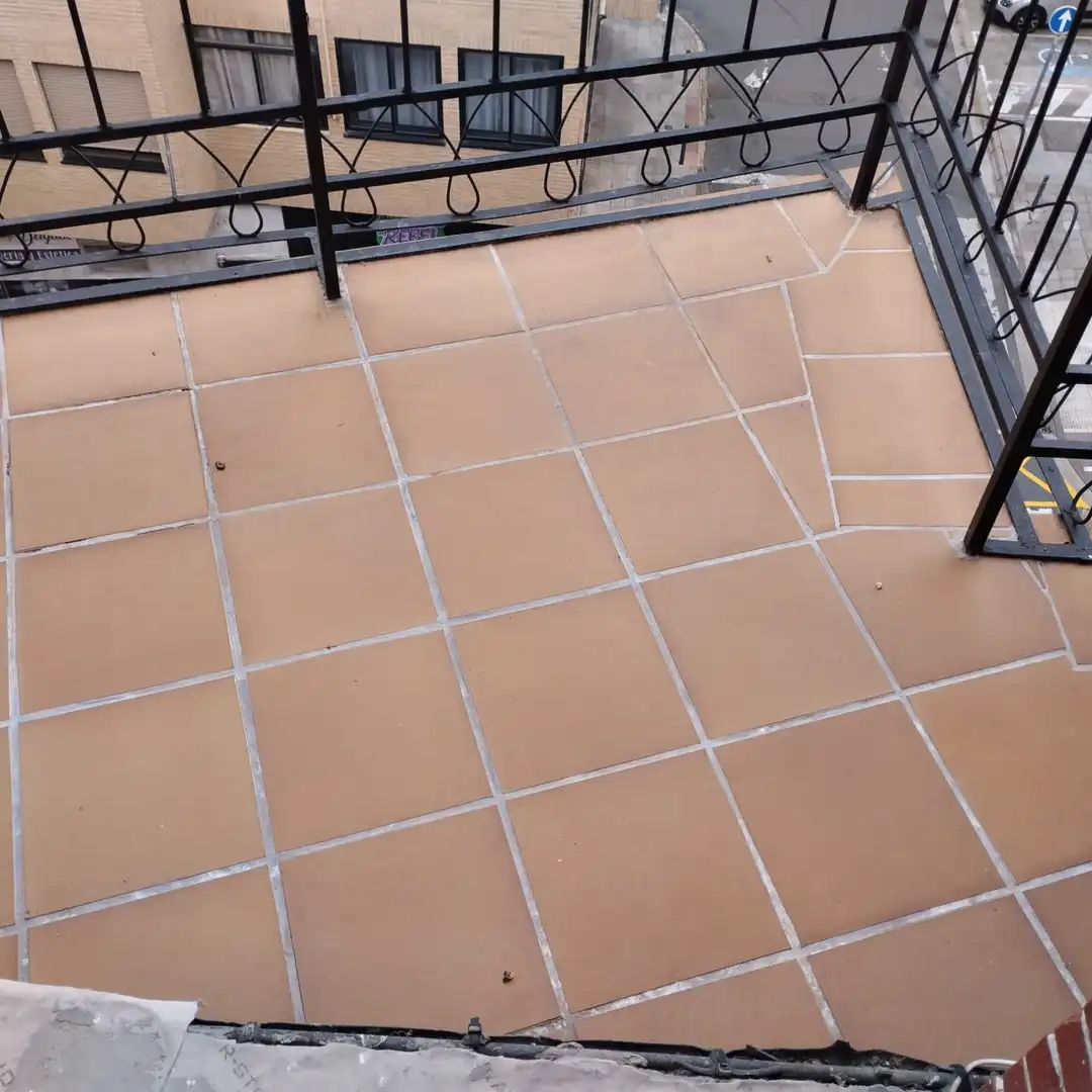 Terrasse von Wohnung zum Verkauf in  Logroño mit Heizung, Terrasse und Balkon