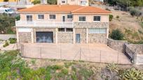 Vista exterior de Casa o xalet en venda en Castellvell del Camp amb Aire condicionat, Calefacció i Jardí privat