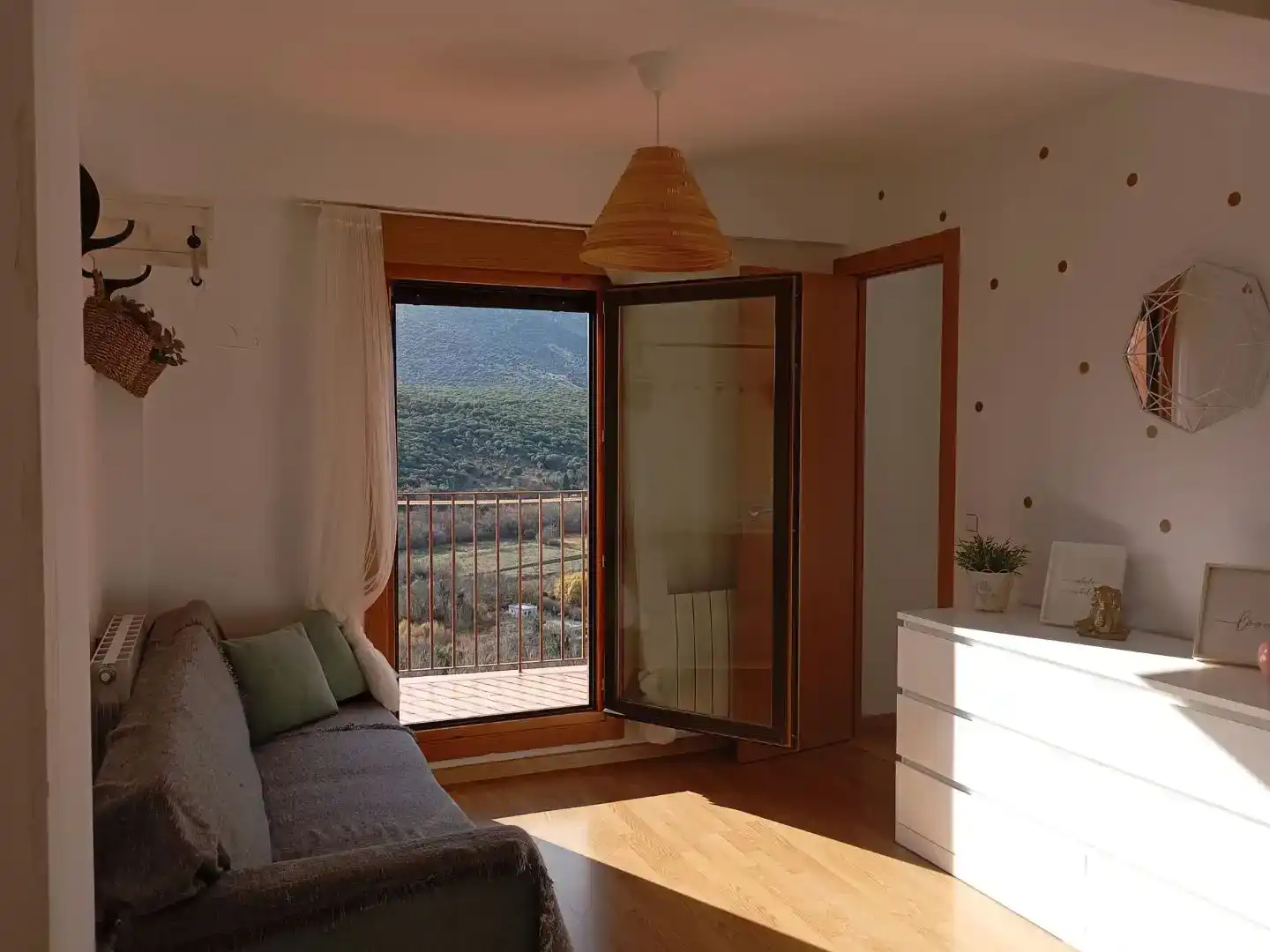 Terrassa de Apartament en venda en Añón de Moncayo amb Aire condicionat, Parquet i Traster