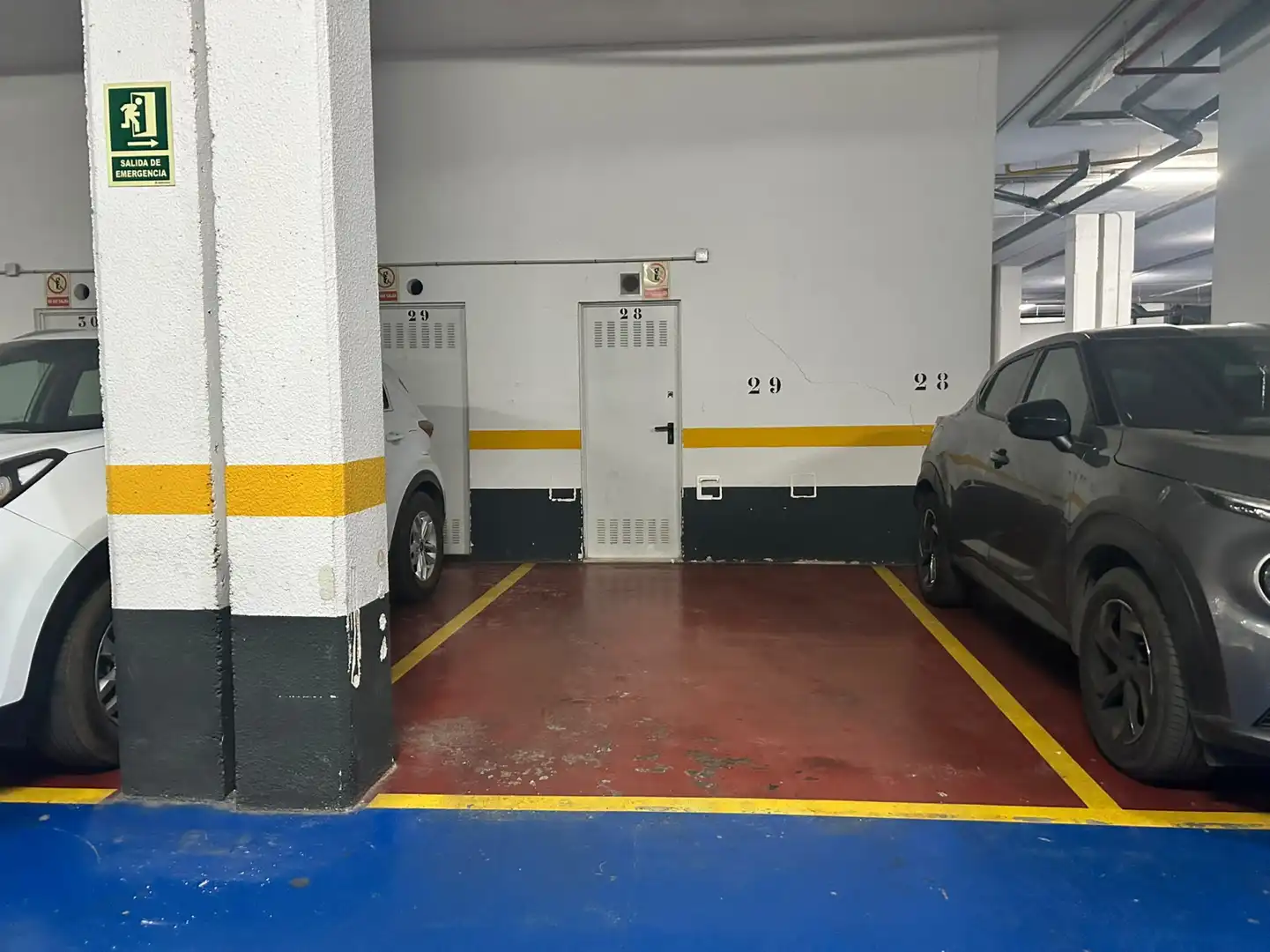 Parking of Flat for sale in Silla  with Air Conditioner, Storage room and Swimming Pool