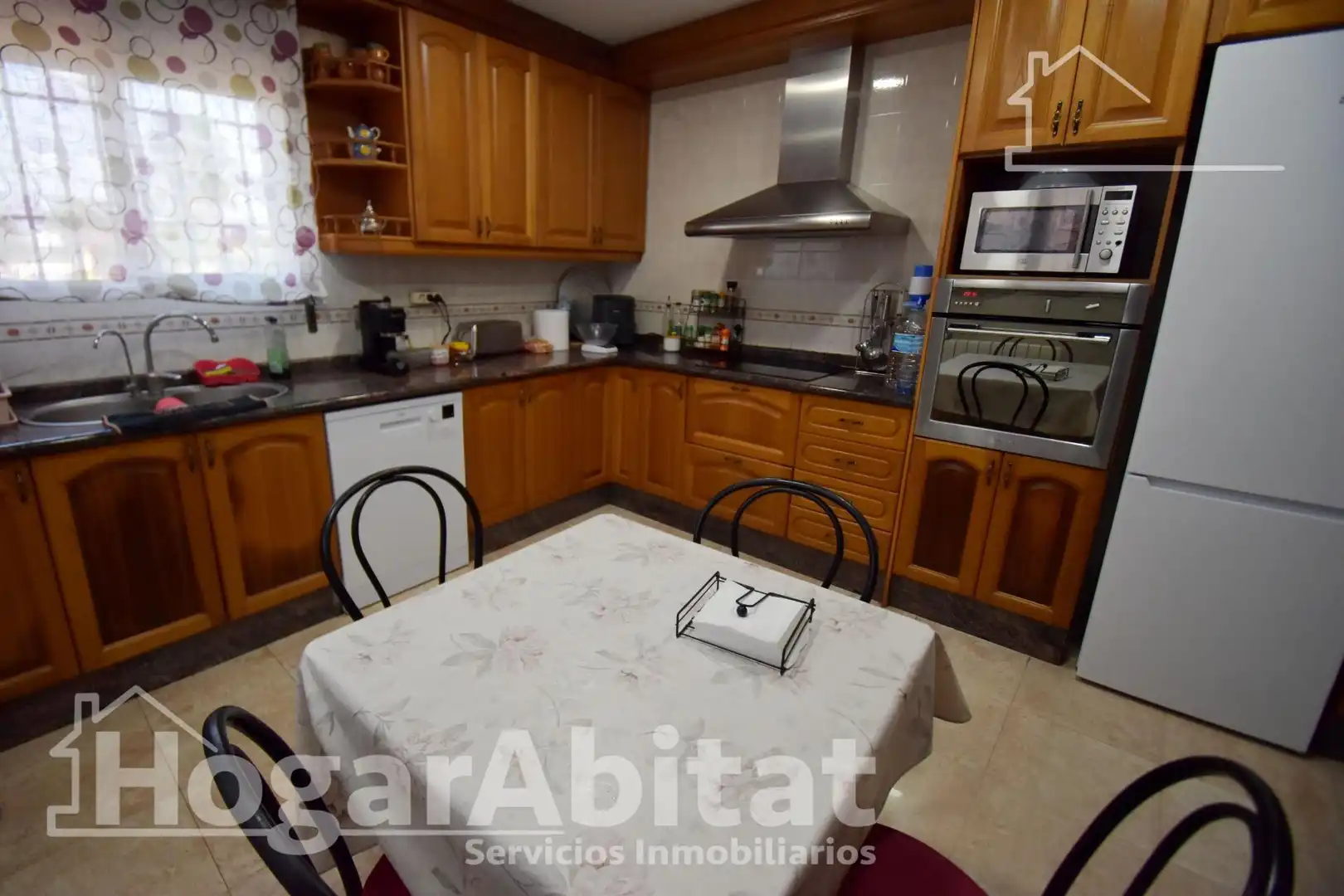 Küche von Haus oder Chalet zum Verkauf in Castellón de la Plana / Castelló de la Plana mit Klimaanlage, Privatgarten und Terrasse