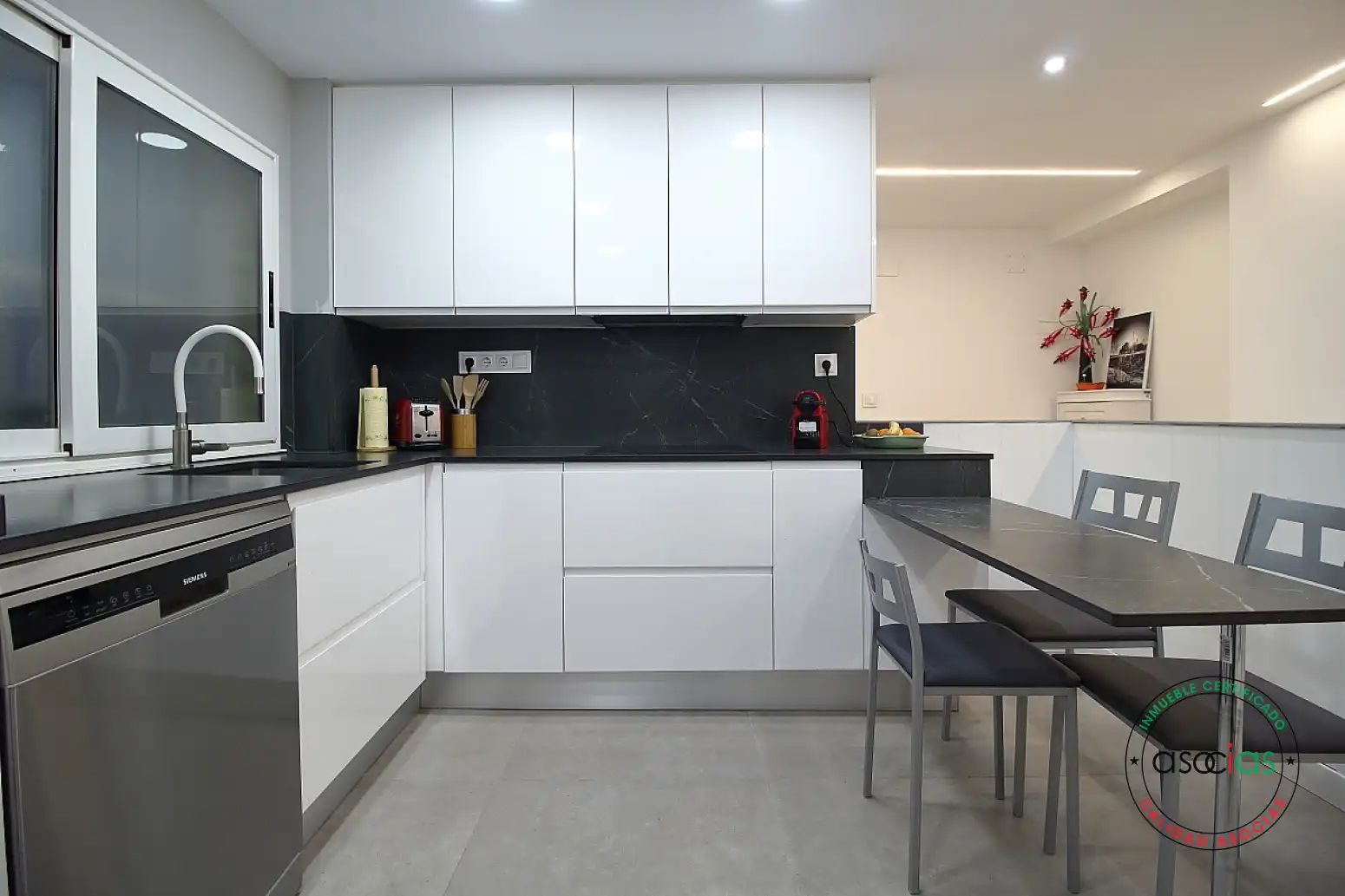 Kitchen of Flat for sale in Gijón   with Heating and Parquet flooring
