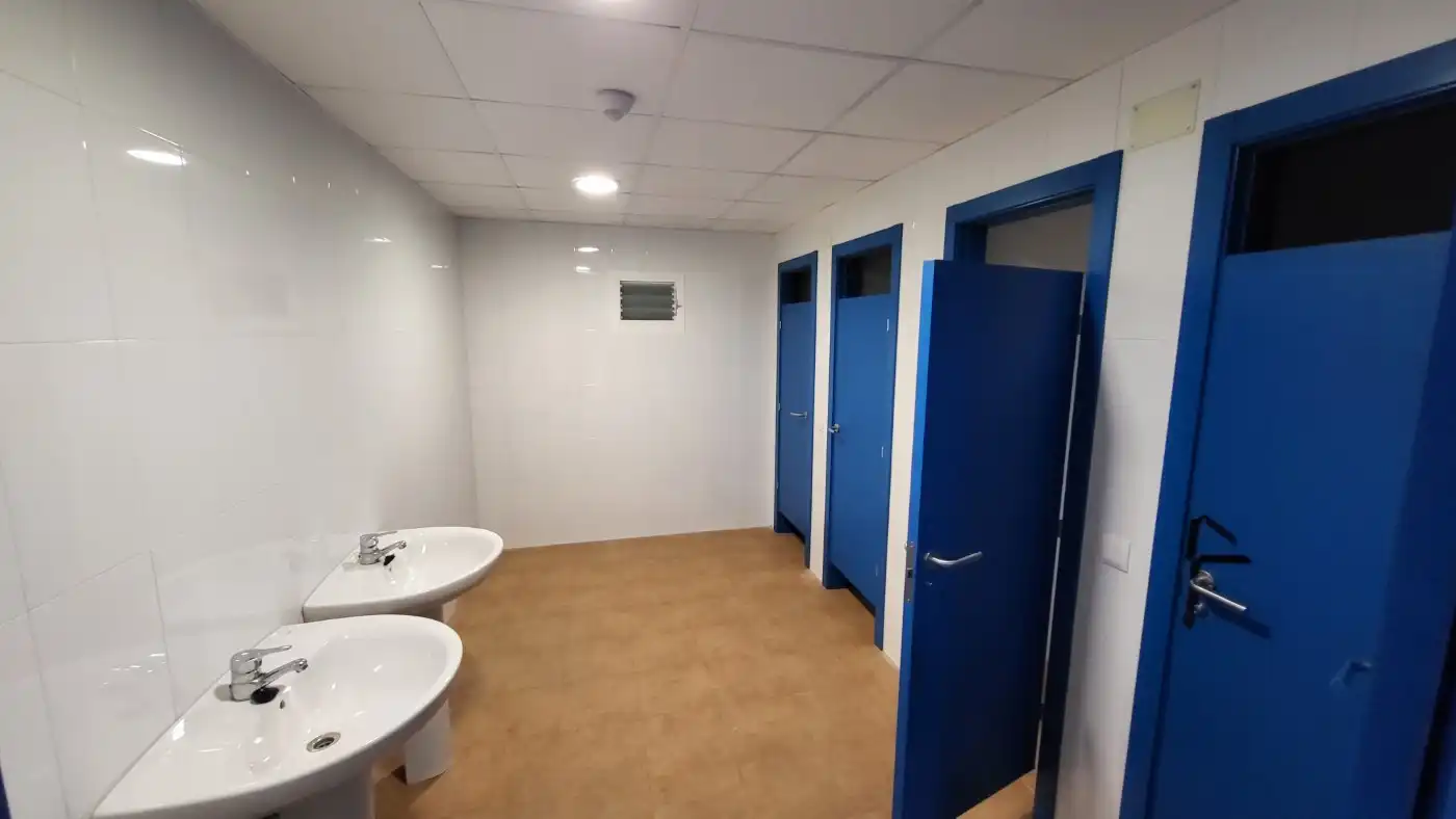 Baño de Nave industrial en venta en Campo Lameiro