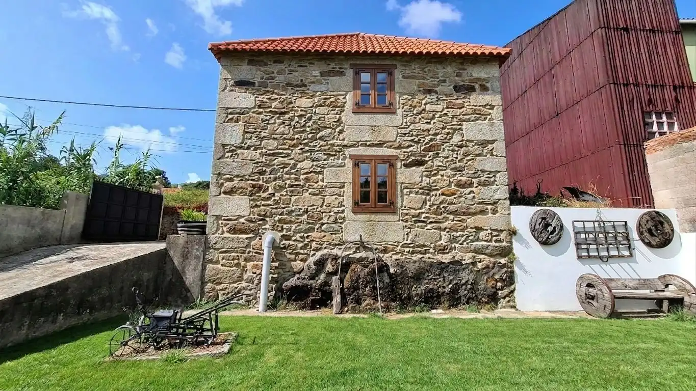 Vista exterior de Casa o xalet en venda en Boiro
