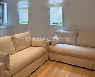 Living room of Apartment for sale in  Madrid Capital  with Air Conditioner and Heating