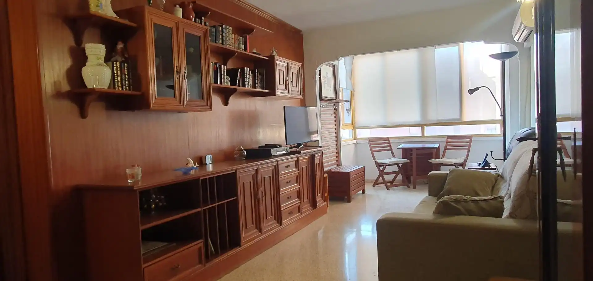 Habitación en Calle PRIMAVERA, Carolinas Altas
