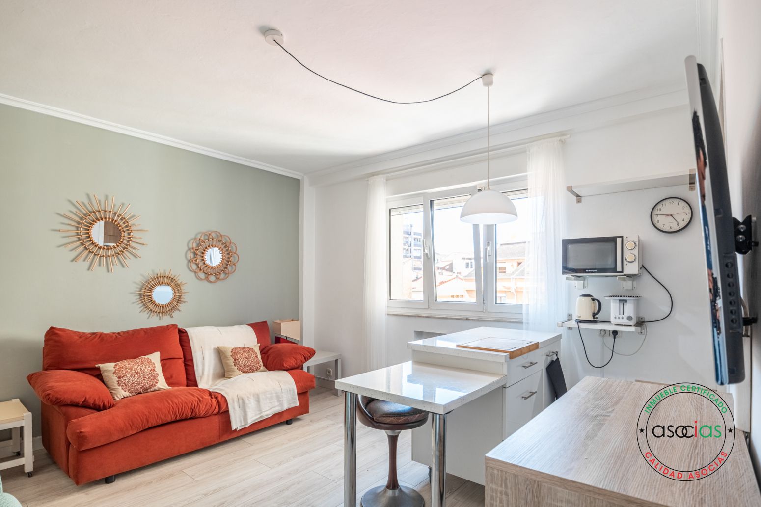 Living room of Flat for sale in Gijón   with Heating and Furnished