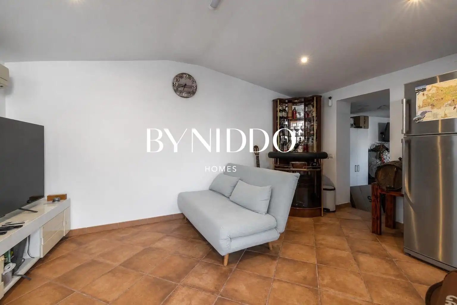 Sala d'estar de Casa o xalet en venda en Sant Cugat del Vallès amb Aire condicionat, Calefacció i Jardí privat