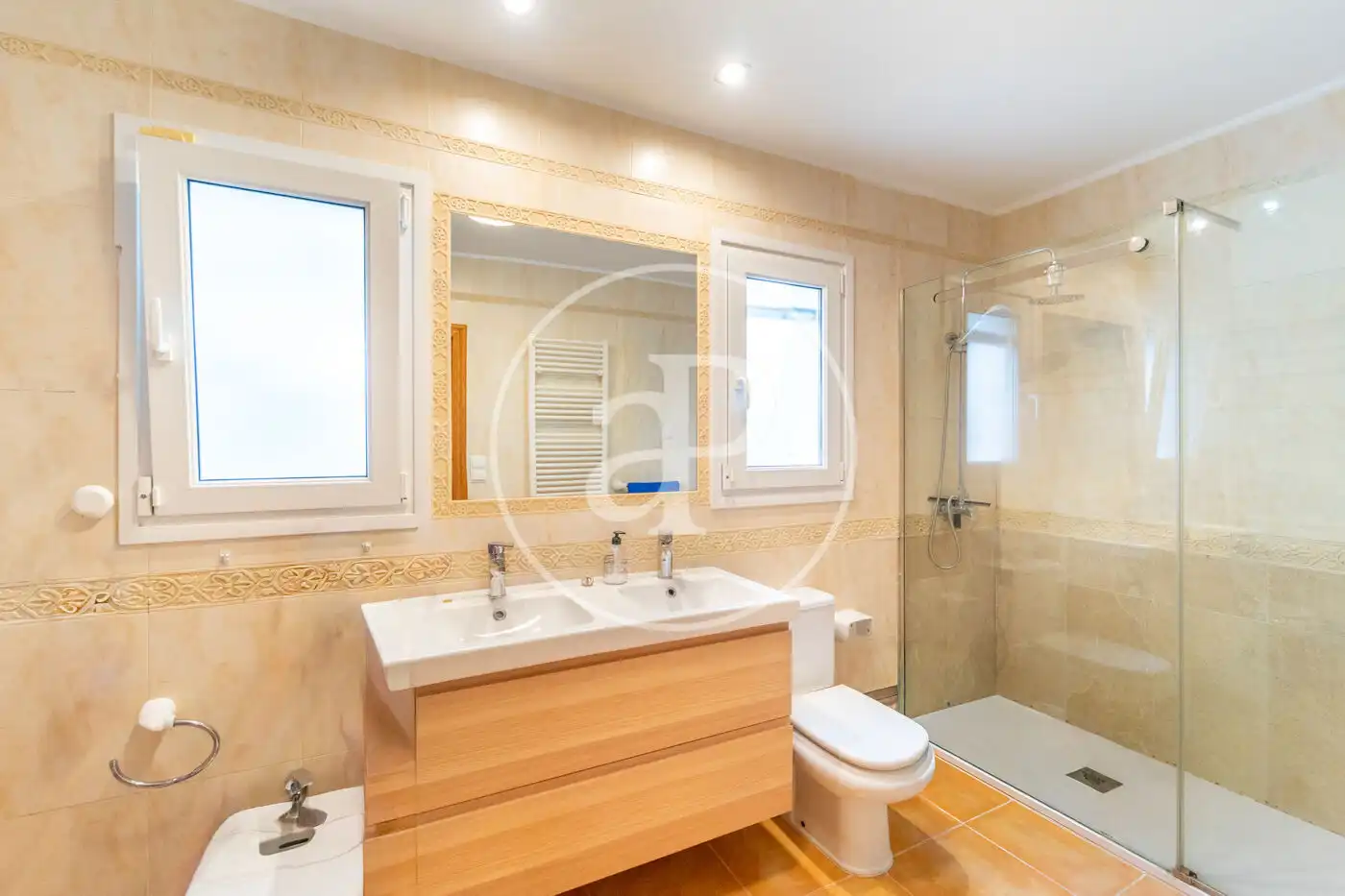 Bathroom of Houses for sale in Dénia  with Air Conditioner, Heating and Private garden