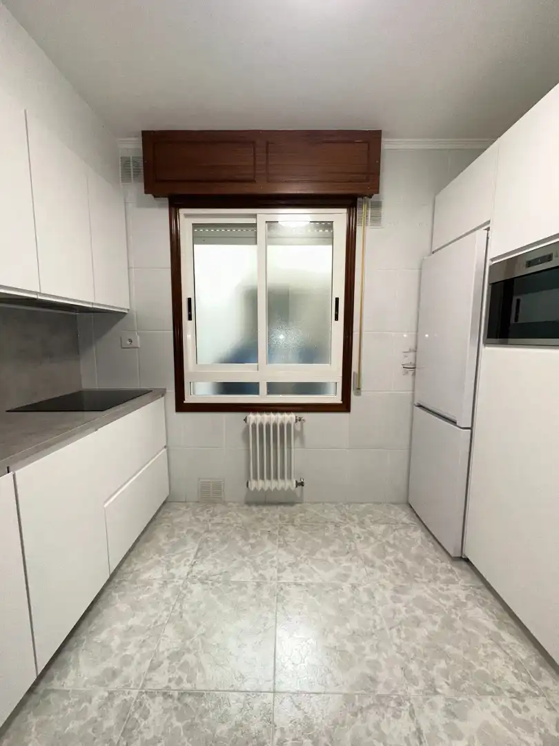 Kitchen of Flat for sale in Ourense Capital   with Heating, Parquet flooring and Storage room