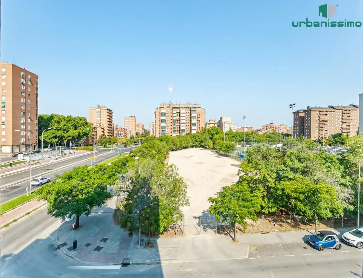 Exterior view of Flat for sale in Madrid  with Air Conditioner, Terrace and Storage room