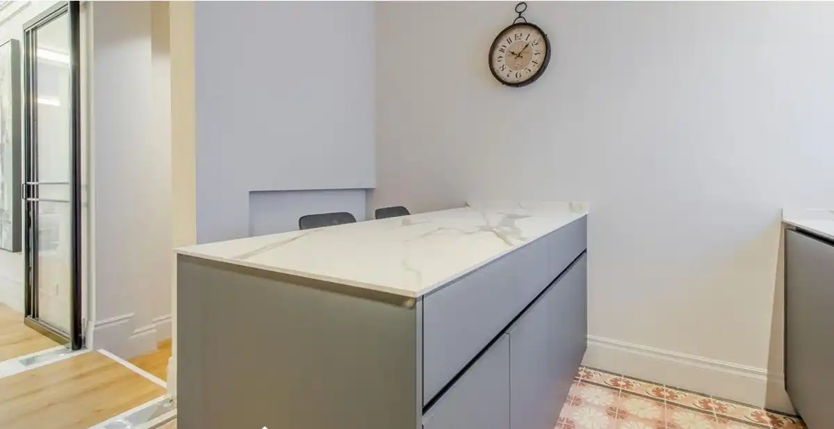 Piso con ascensor en venta en C. Cervantes, imagen 2