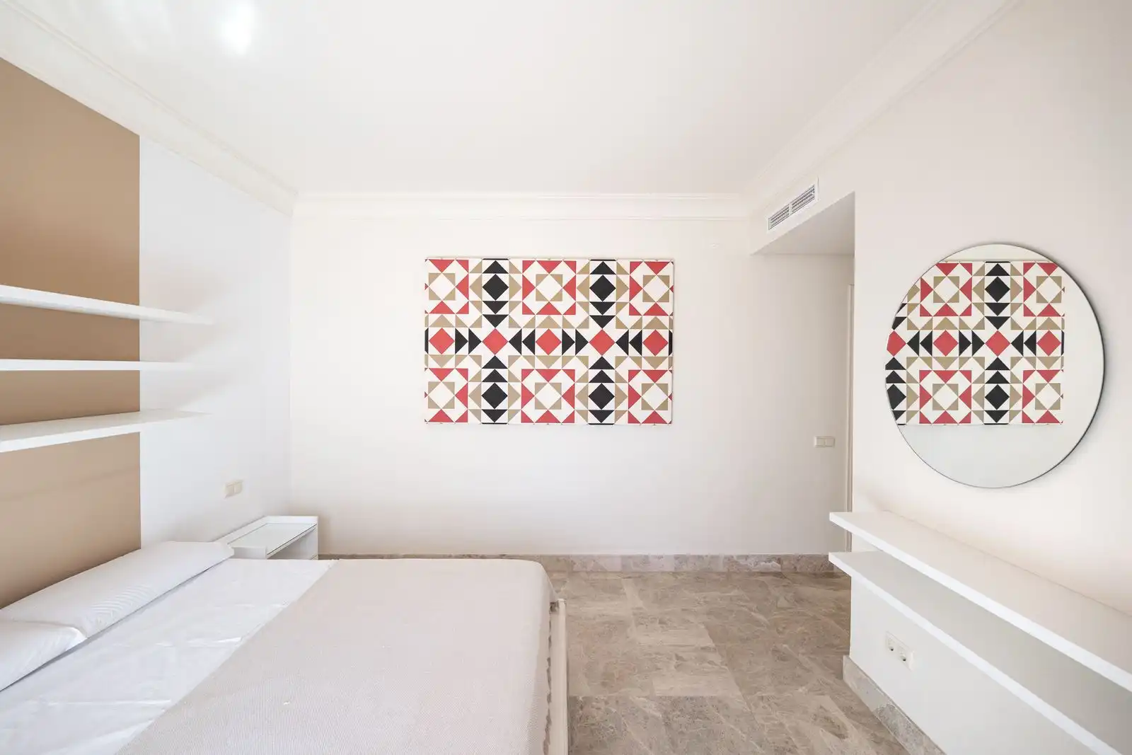 Bedroom of Attic for sale in Marbella  with Terrace, Storage room and Furnished