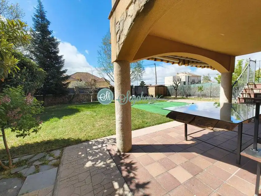 Terraza de Casa o chalet en venta en San Cristóbal de Segovia con Calefacción, Jardín privado y Terraza