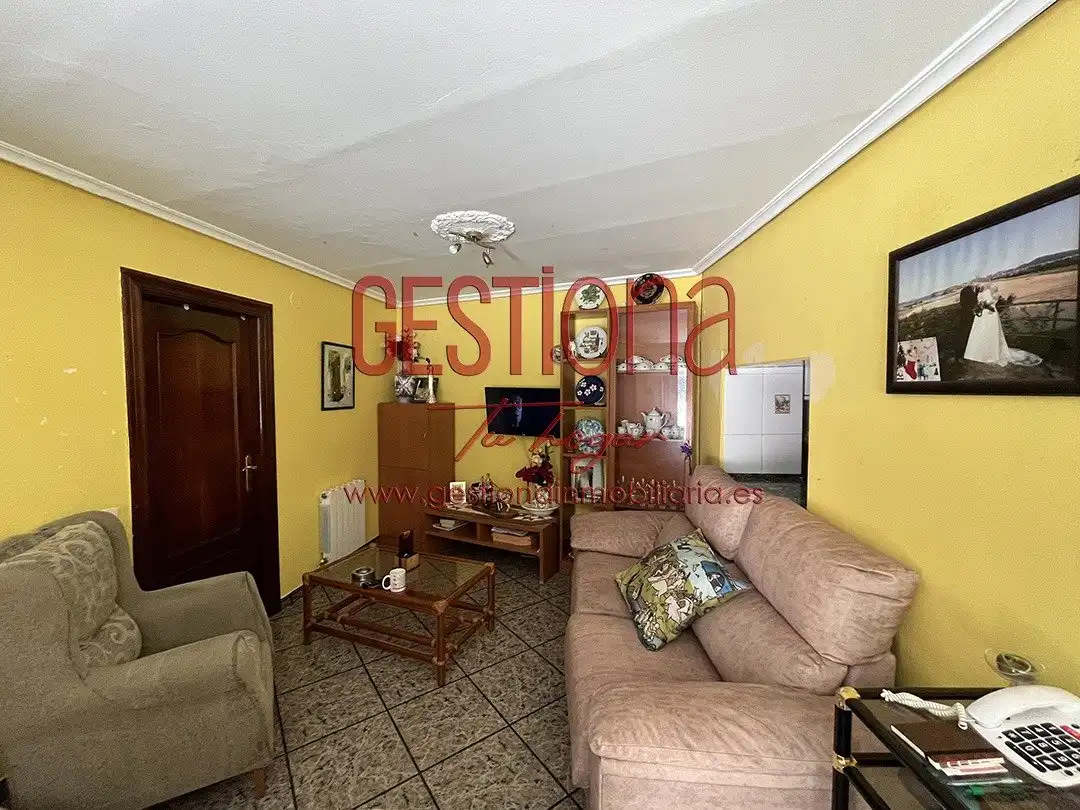 Sala de estar de Casa o chalet en venta en Noja con Jardín privado, Terraza y Amueblado