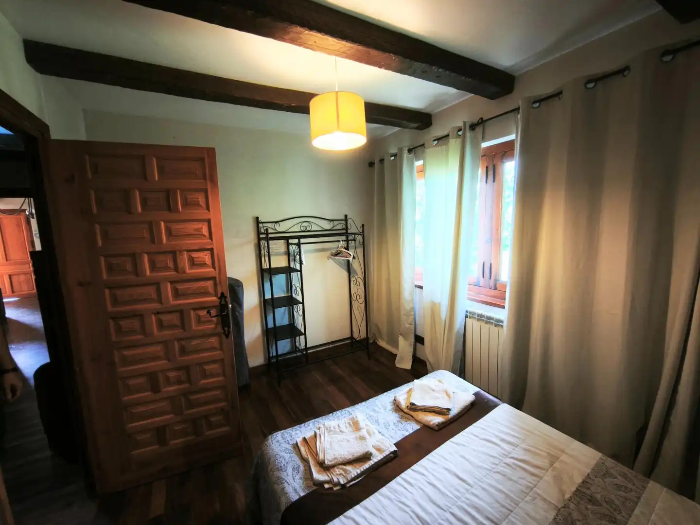 Habitación de Casa o chalet en venta en San Andrés del Rabanedo con Calefacción, Terraza y Piscina