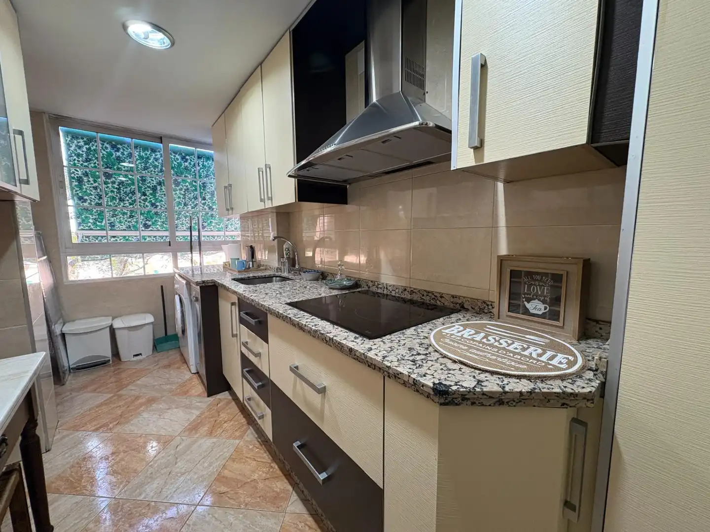Kitchen of Flat for rent in Granada  with Heating, Terrace and Furnished