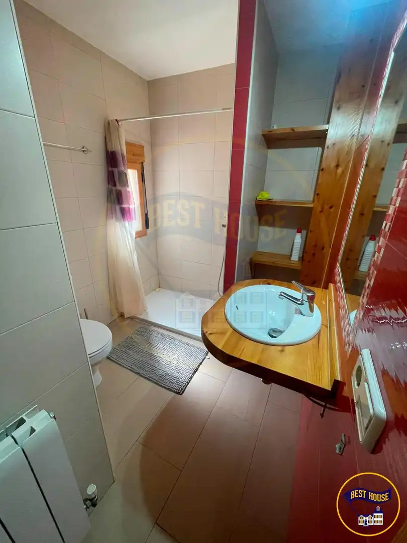 Bany de Casa o xalet de lloguer en Cuenca amb Calefacció i Terrassa