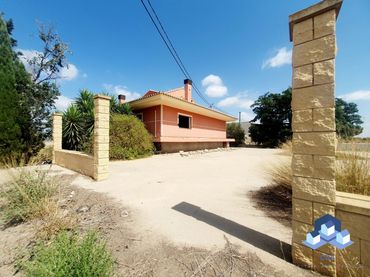 Villa avec balcon à vendre à Pedanías Sur