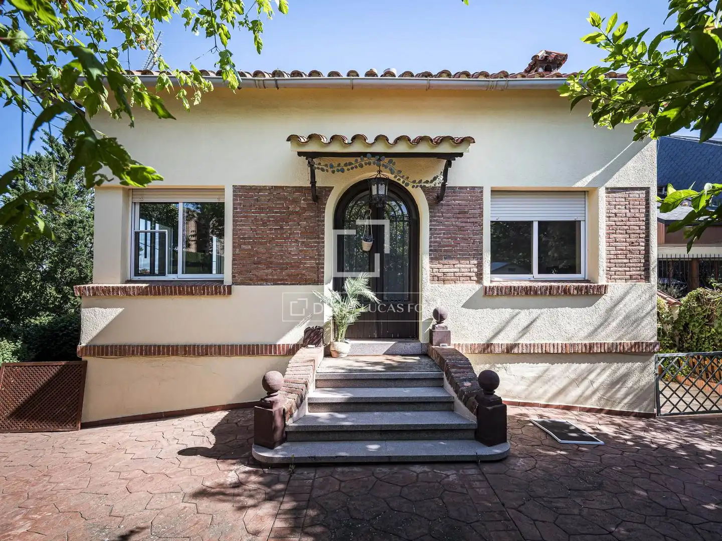 Vista exterior de Casa o chalet de alquiler en Sant Cugat del Vallès con Aire acondicionado, Calefacción y Terraza