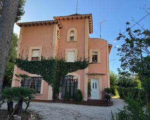 Vista exterior de Casa o xalet en venda en Tortosa amb Calefacció, Jardí privat i Terrassa