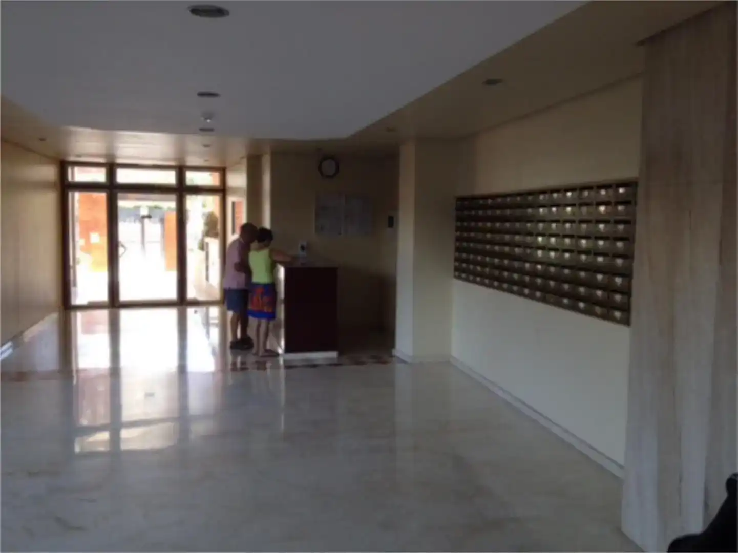 Wohnungen zur Miete in Benidorm mit Klimaanlage, Schwimmbad und Balkon