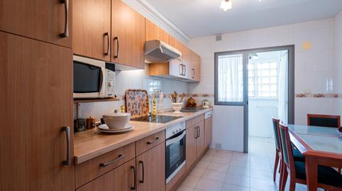 Photo 3 of Flat for sale in Avenida de la Encarnación, 11, Castillo Sohail - Myramar, Málaga