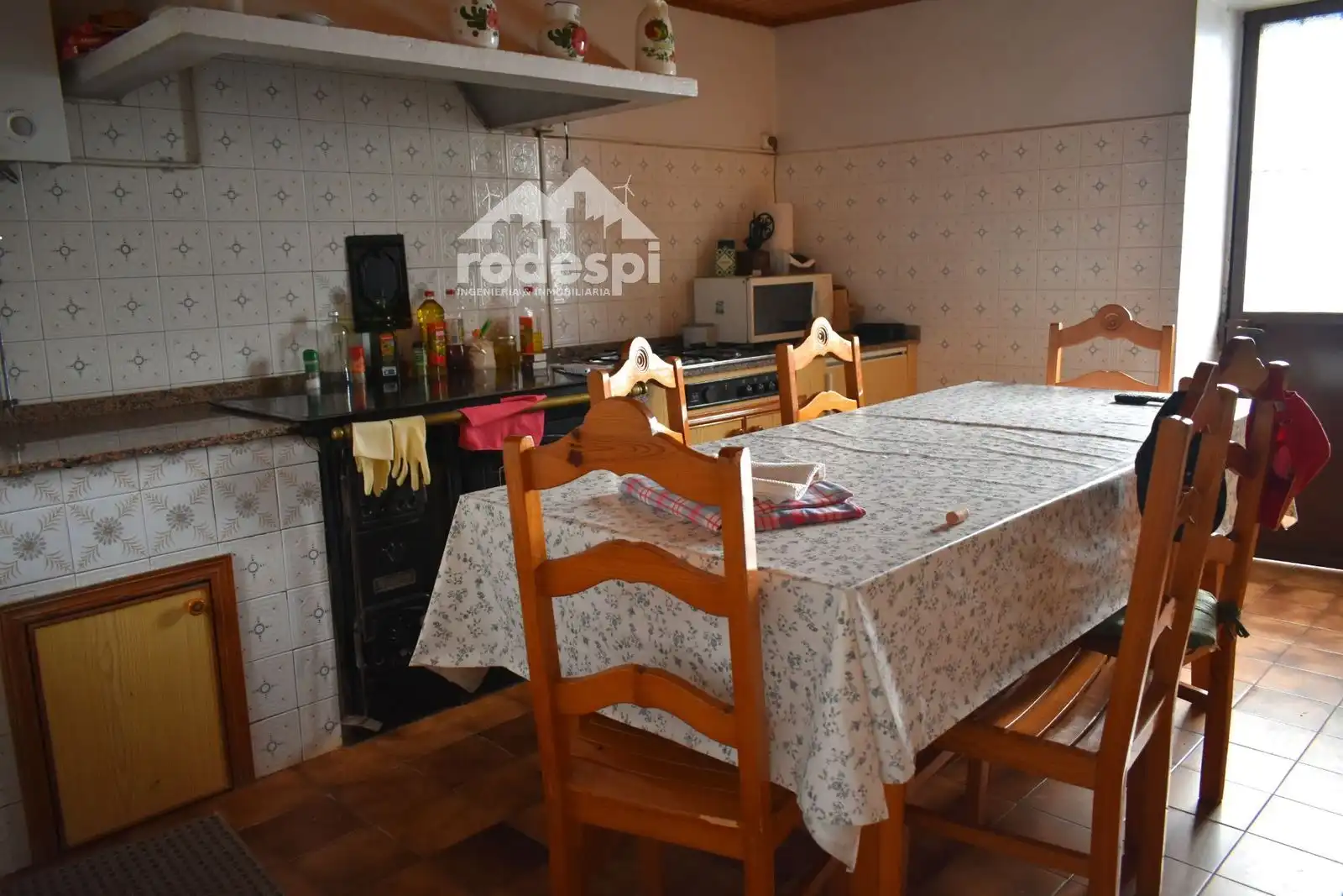 Kitchen of Houses for sale in Crecente  with Heating, Terrace and Storage room