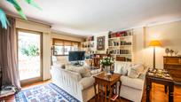 Living room of Flat for sale in Pozuelo de Alarcón  with Terrace