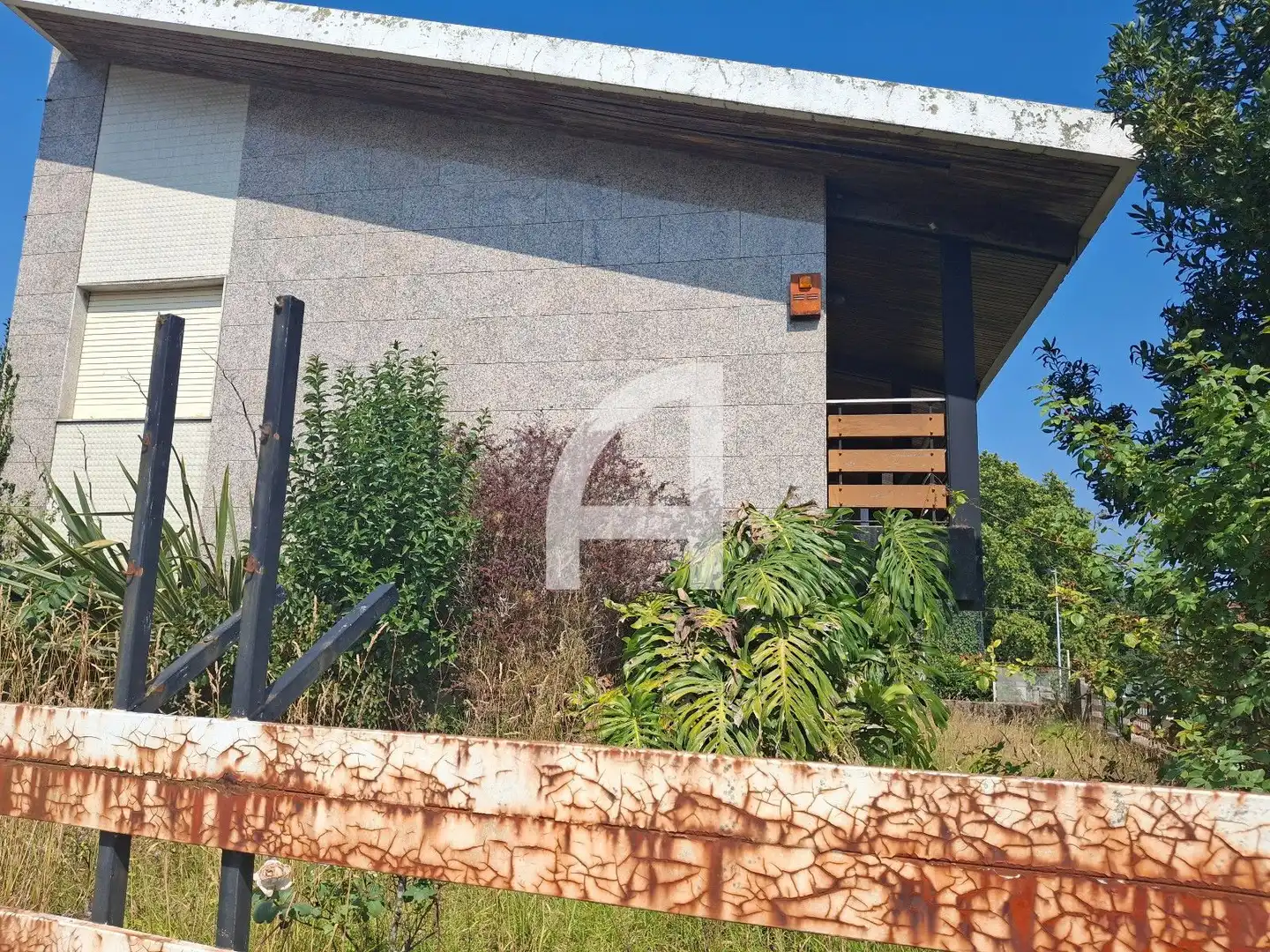 Vista exterior de Casa o chalet en venta en Vigo  con Calefacción y Alarma