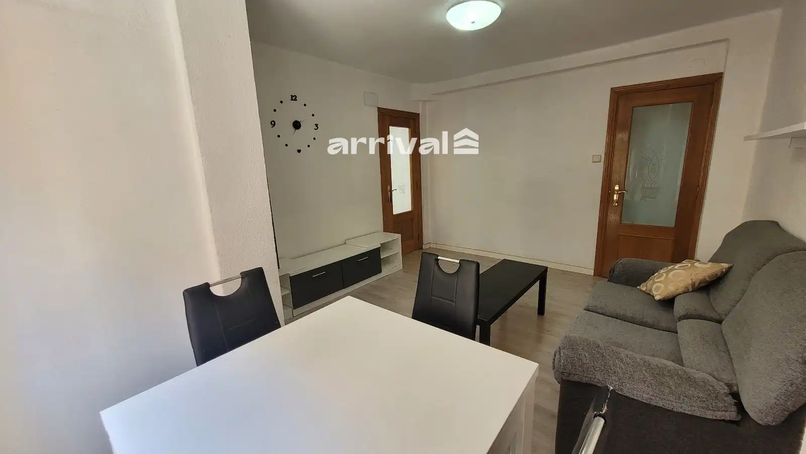 Sala d'estar de Pis en venda en Valencia amb Parquet, Terrassa i Moblat