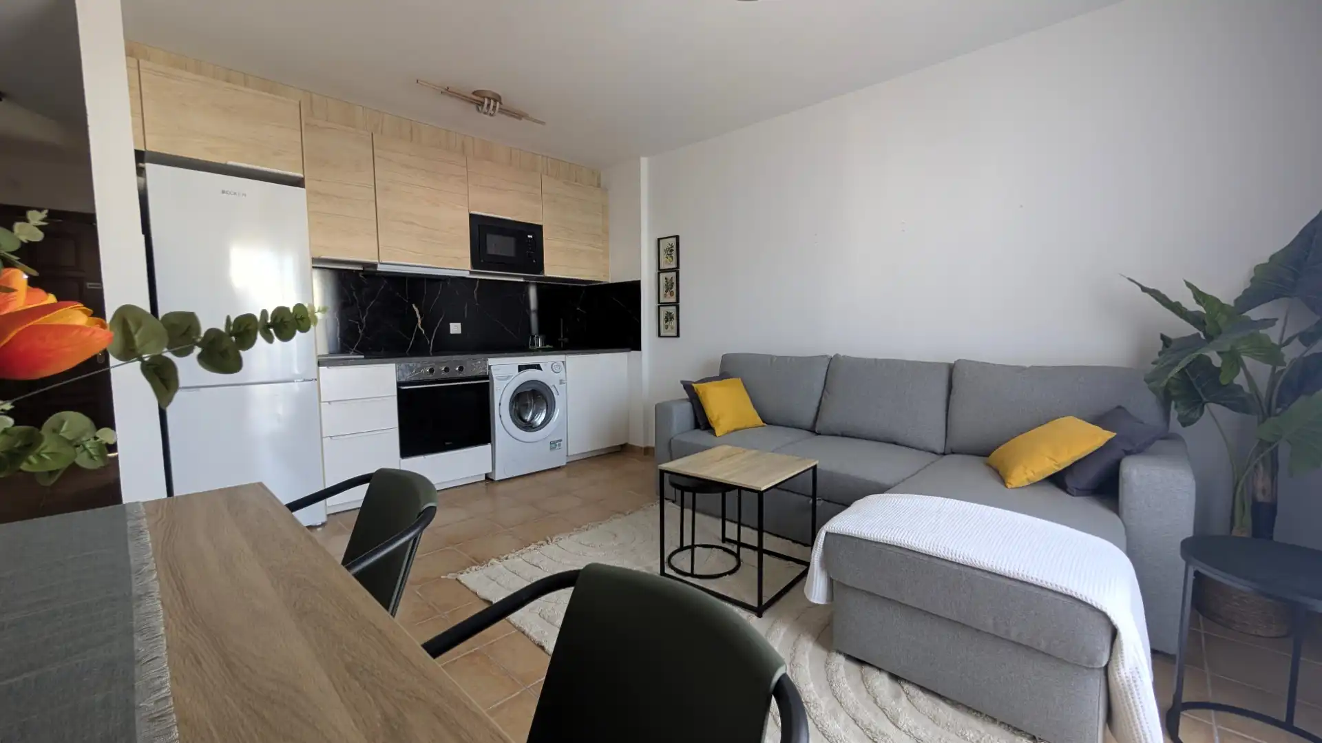 Sala de estar de Apartamento en venta en Antigua con Amueblado, Horno y Lavadora