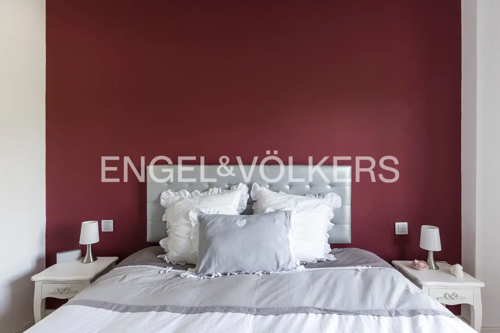 Bedroom of Flat for rent in Madrid  with Air Conditioner, Heating and Private garden