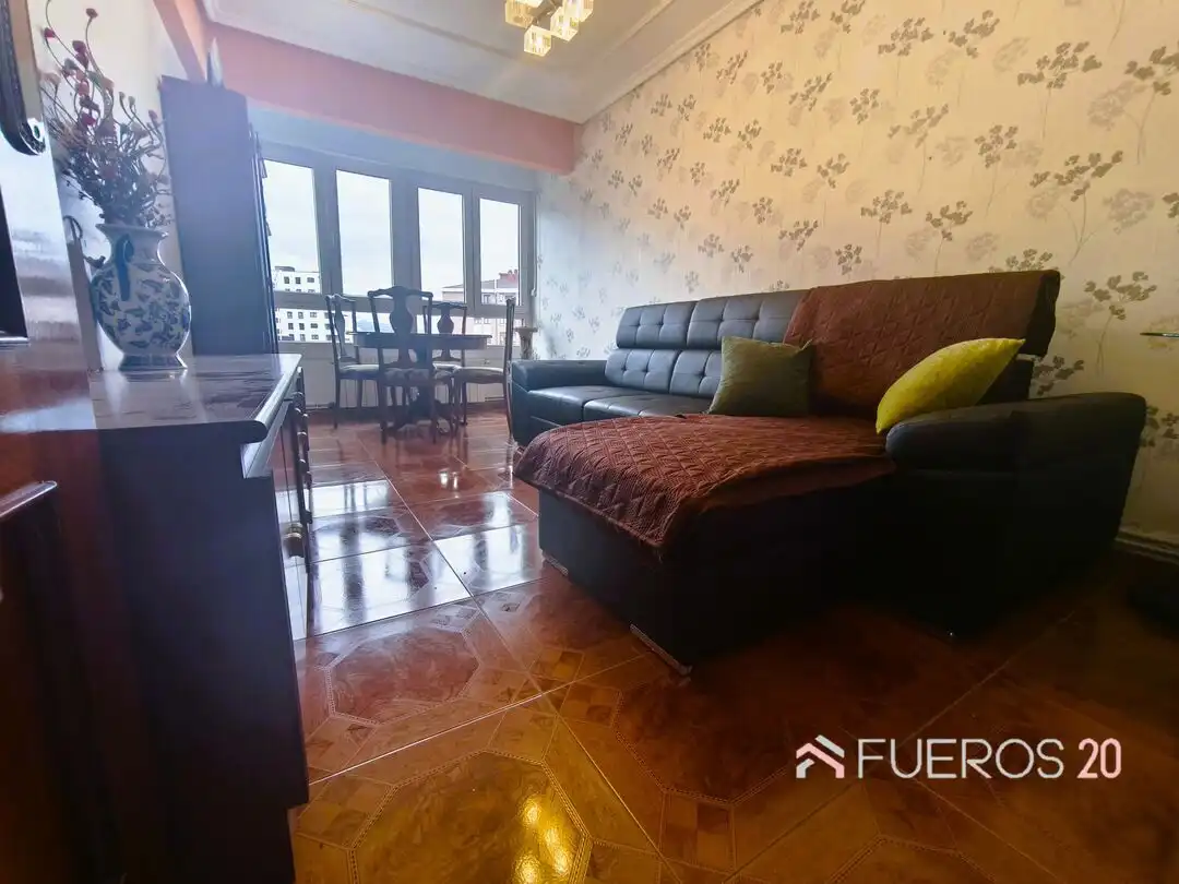 Piso en venta en Lutxana - Llano