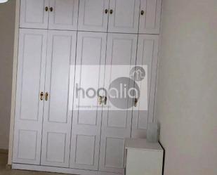 Bedroom of Flat to rent in  Sevilla Capital  with Air Conditioner and Furnished