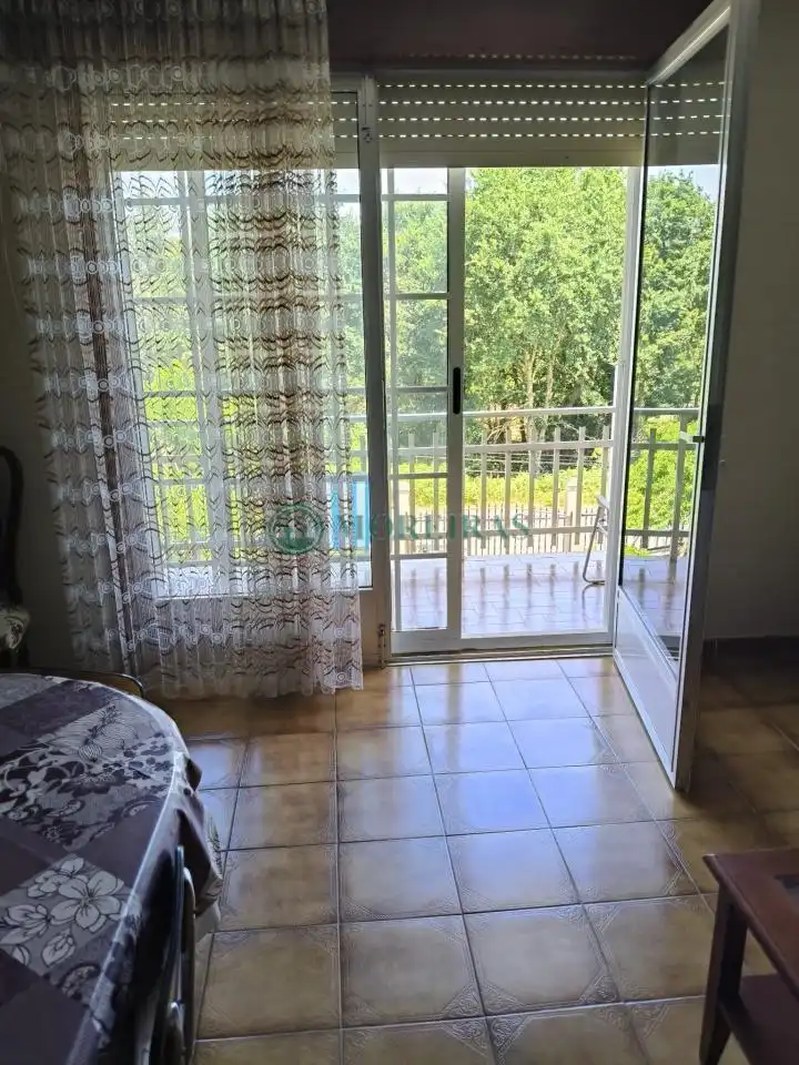 Dormitori de Casa o xalet en venda en Maside amb Jardí privat