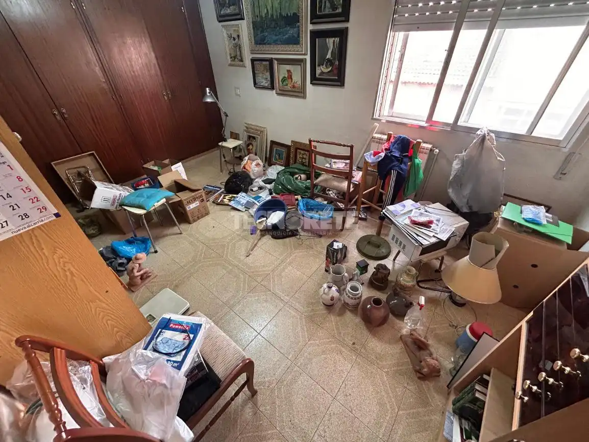Sala d'estar de Pis en venda en Guadalajara amb Calefacció, Parquet i Terrassa