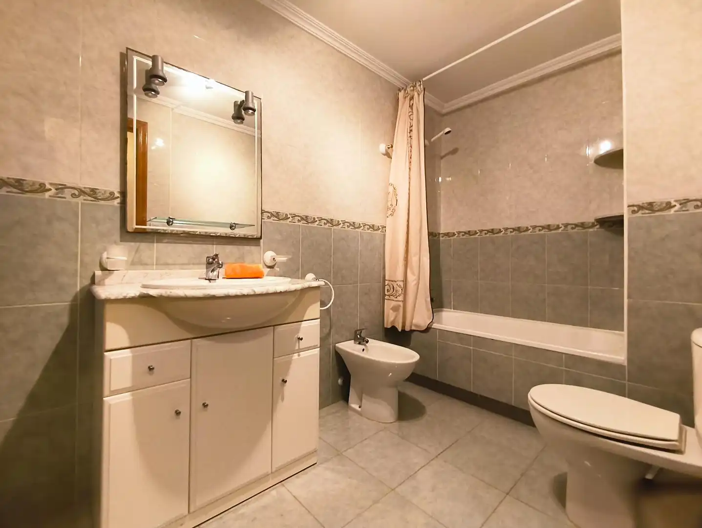 Mini appartamento con terrazza in affitto a Avenida SALAMANCA 34, imagen 13