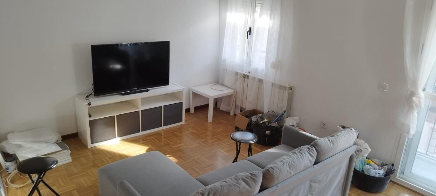 Living room of Flat for sale in Tarancón  with Heating, Parquet flooring and Terrace