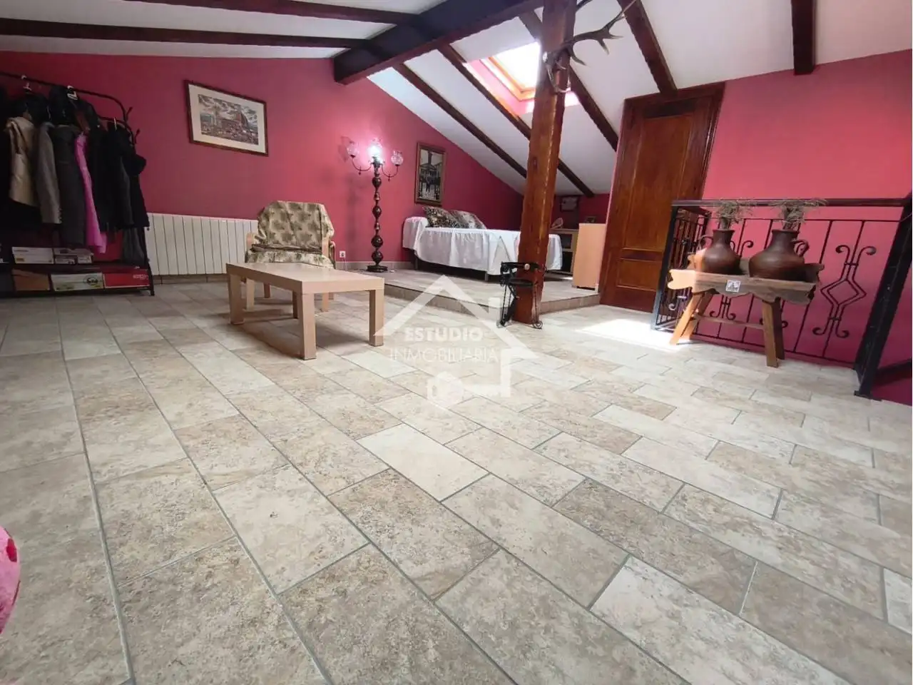 Bedroom of Houses for sale in Alesanco  with Heating, Private garden and Furnished