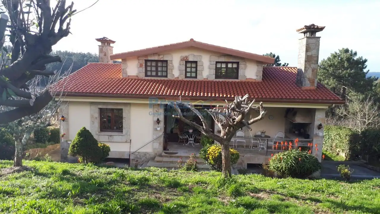 Vista exterior de Casa o chalet en venta en Fene con Calefacción, Jardín privado y Amueblado