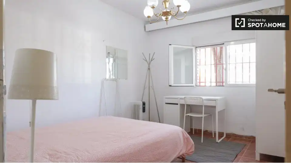 Room in Ambroz