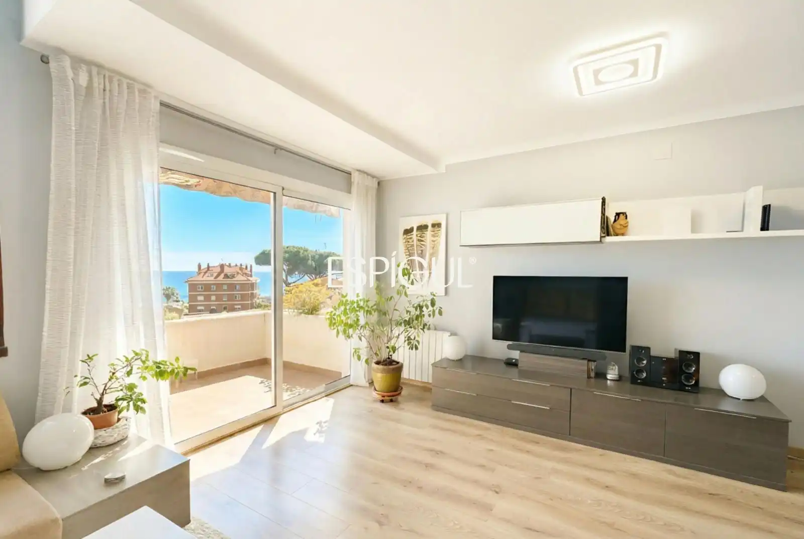 Living room of Attic for sale in Sant Andreu de Llavaneres  with Heating, Terrace and Storage room