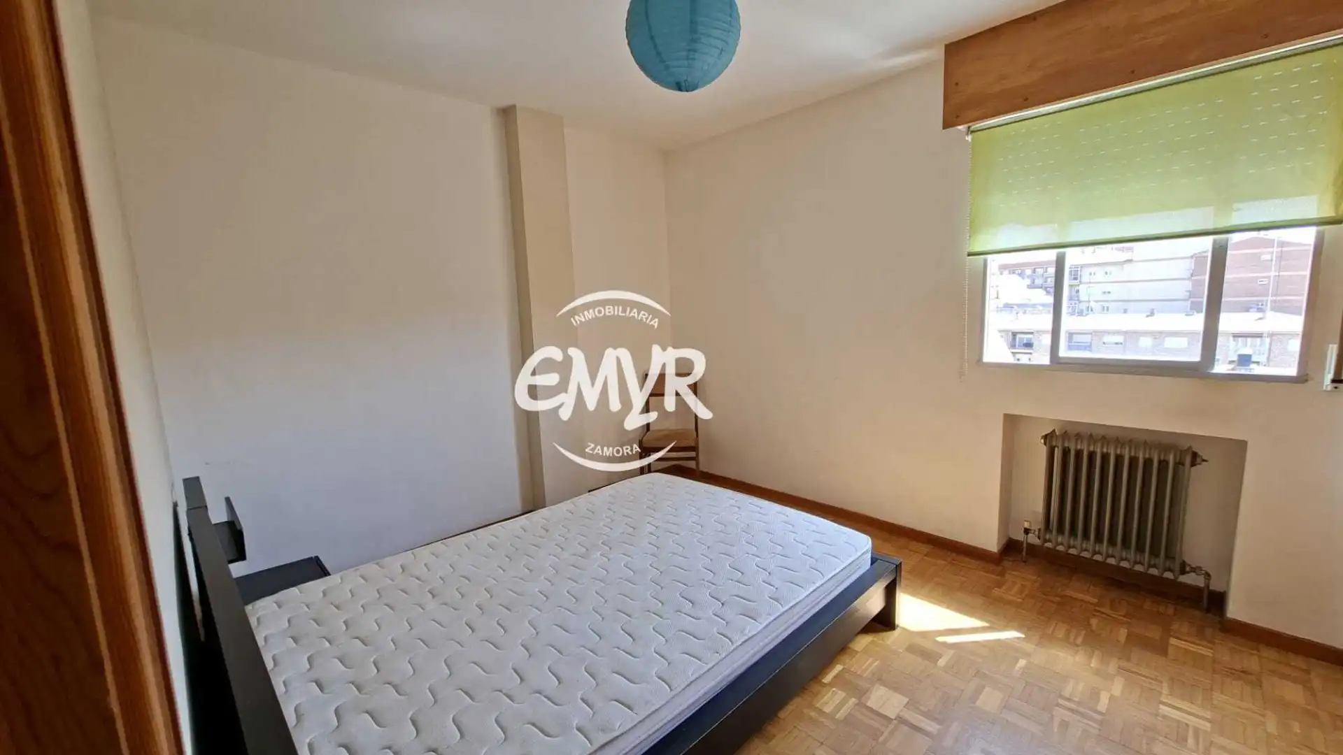 Bedroom of Flat for sale in Zamora Capital   with Heating, Parquet flooring and Terrace