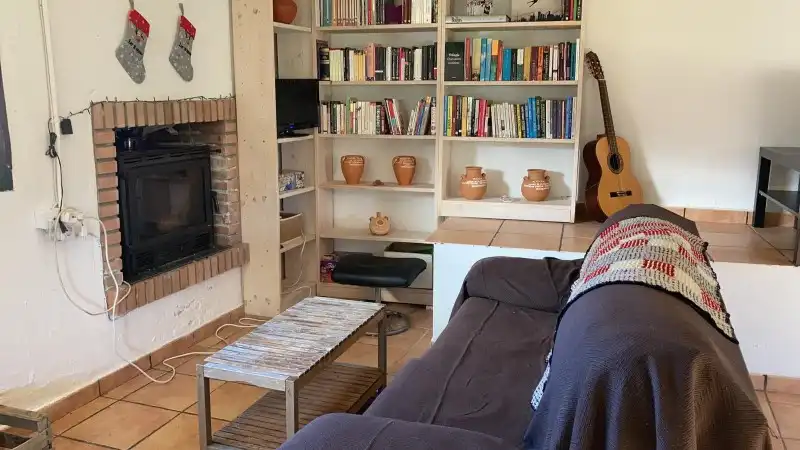 Sala d'estar de Casa o xalet en venda en Hervás amb Calefacció