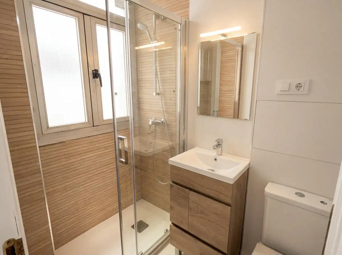 Flat with terrace to rent in Calle Calle Alhamar, imagen 24