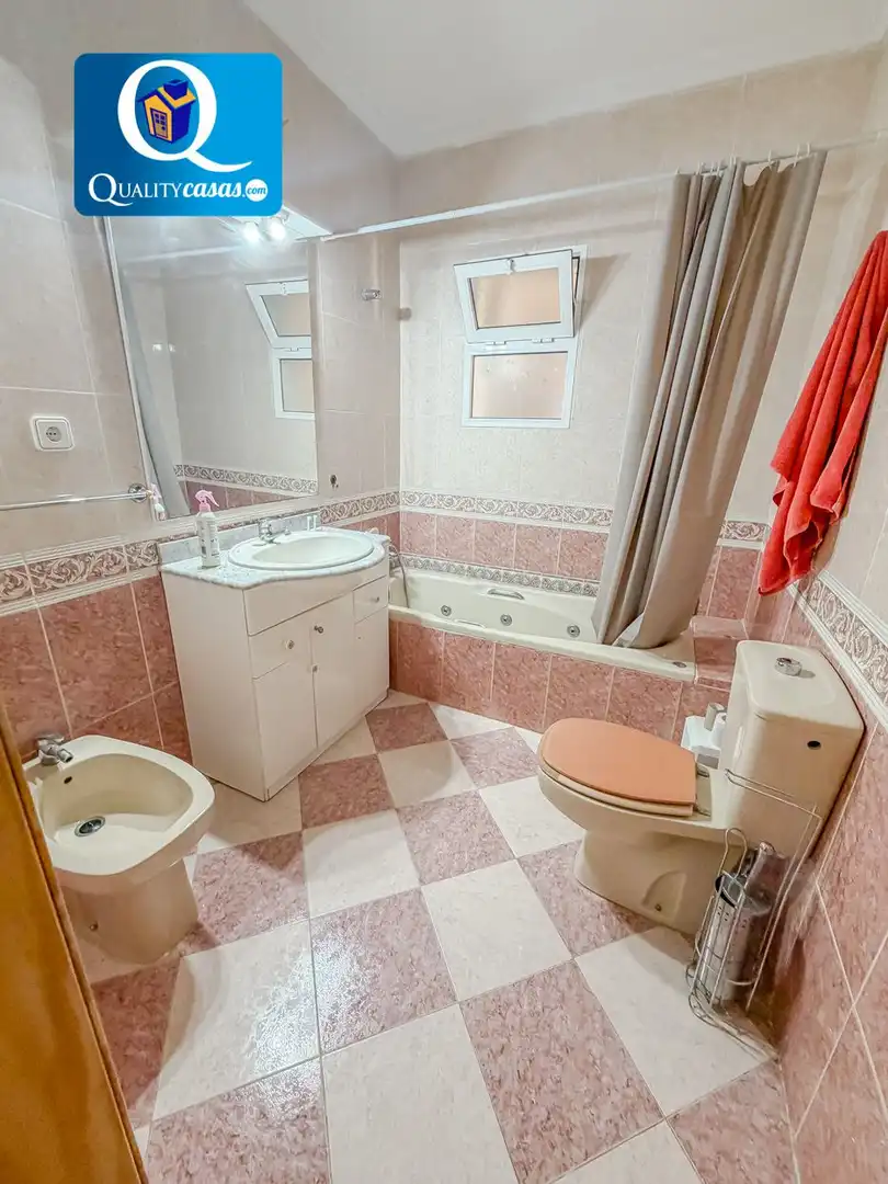 Baño de Casa o chalet en venta en Mutxamel con Aire acondicionado, Calefacción y Terraza