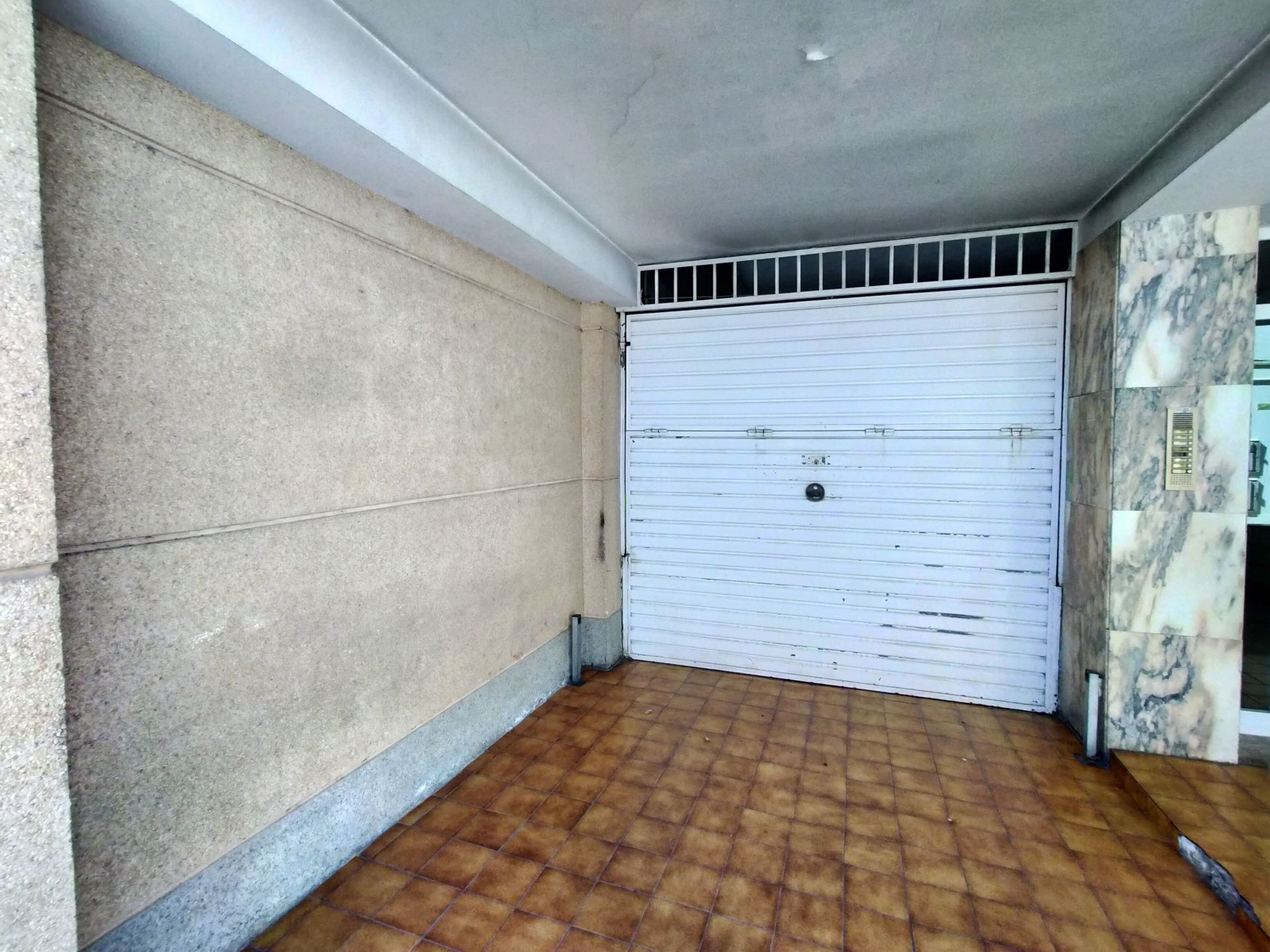 Garage to rent in Begues